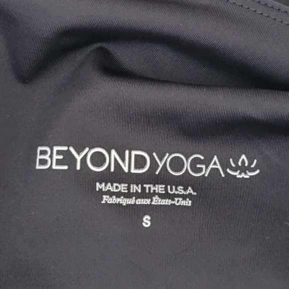 Beyond Yoga High Waist Midi Leggings Black - Small - Picture 5 of 6